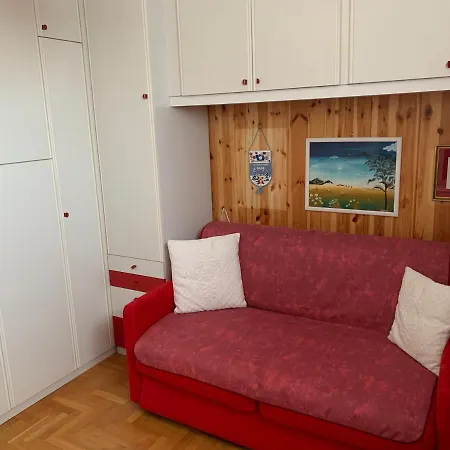 Casa Vacanze Irene بيت للعطل *